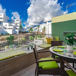  Apartment Orlando. Amazing Location. Completely Renovated!